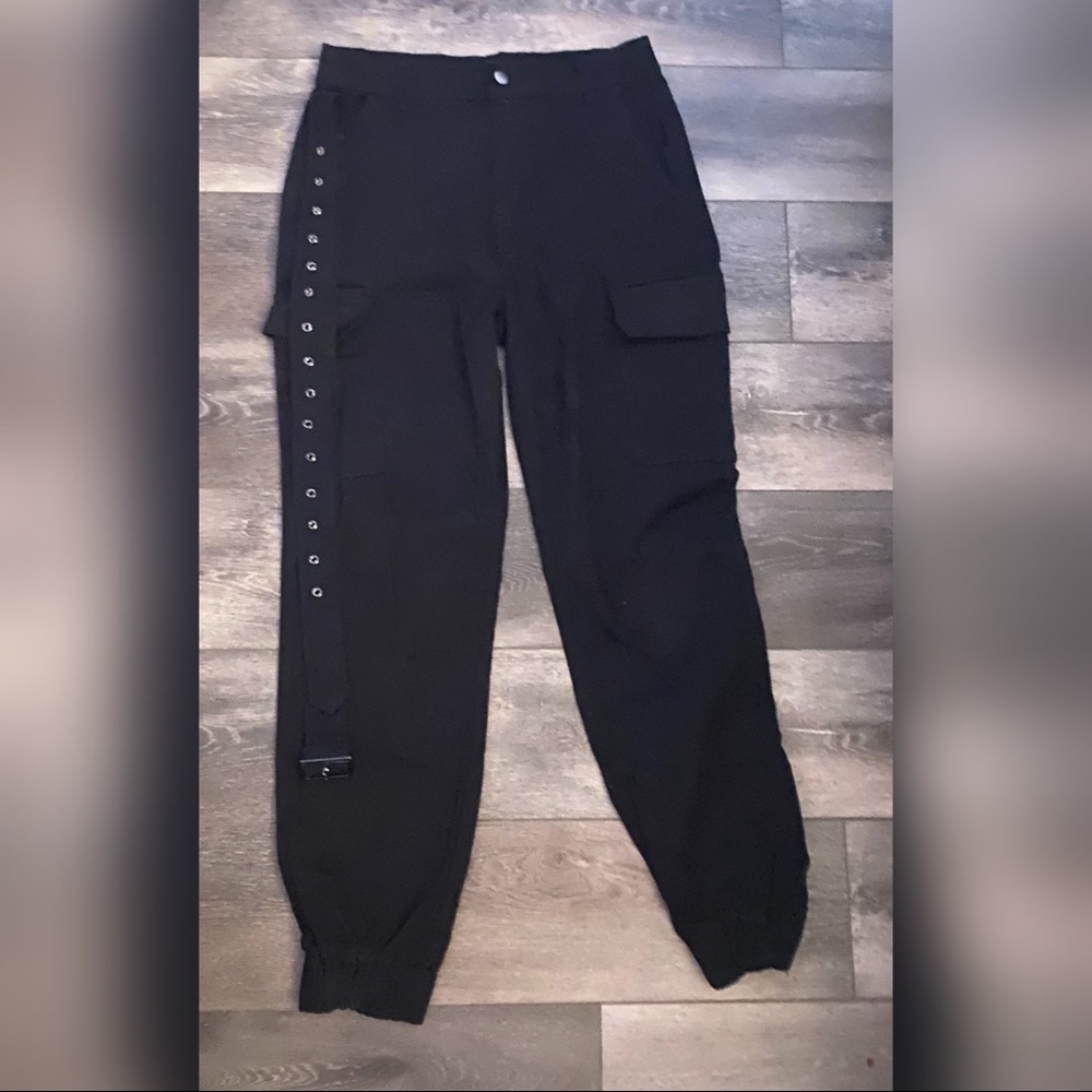 Black cargo pants from hot topic